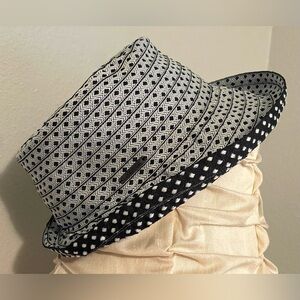 SEEBERGER Patterned Bucket Hat